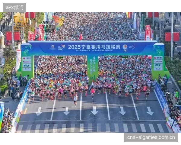 悦跑圈利用社群网络，使其平台上的马拉松赛事报名费平均降低了15%
